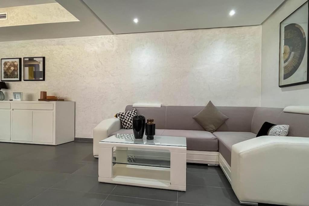 Apartment In City Center Tangeri Esterno foto